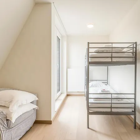 Renewed Comfort Duplex W 2 Terraces Nearby Marina