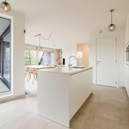 Renewed Comfort Duplex W 2 Terraces Nearby Marina